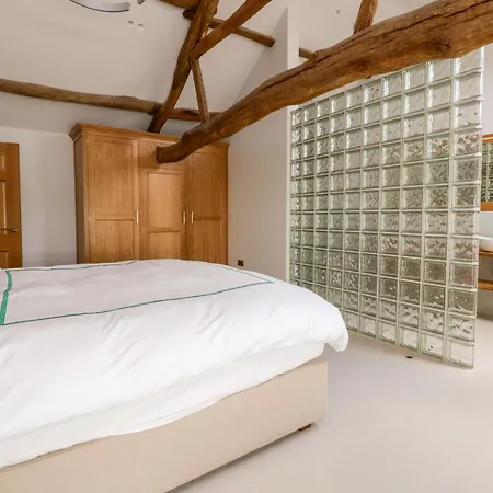 Carden Laithe Barn * سكيبتون