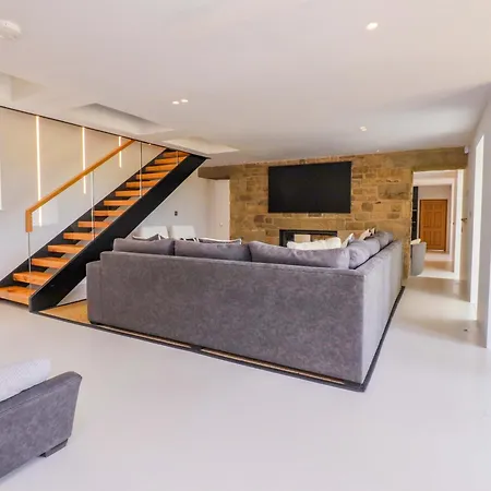 Carden Laithe Barn *