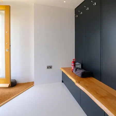 Carden Laithe Barn * سكيبتون